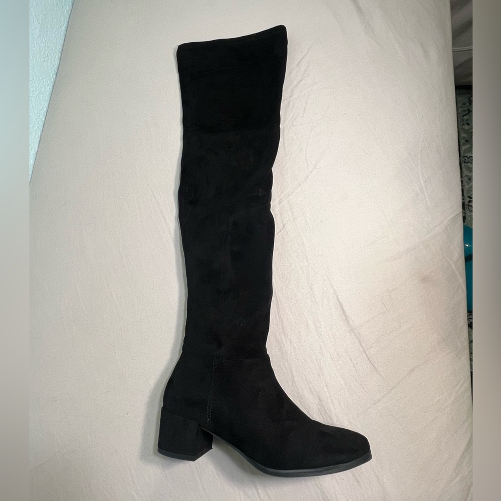 CHINESE LAUNDRY Festive Over The Knee Boot in Black Size 5.5 - Picture 6 of 16